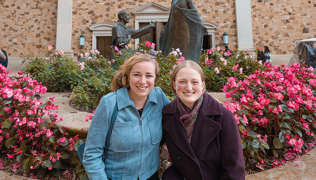 Sarah Greydanus (pictured on right)