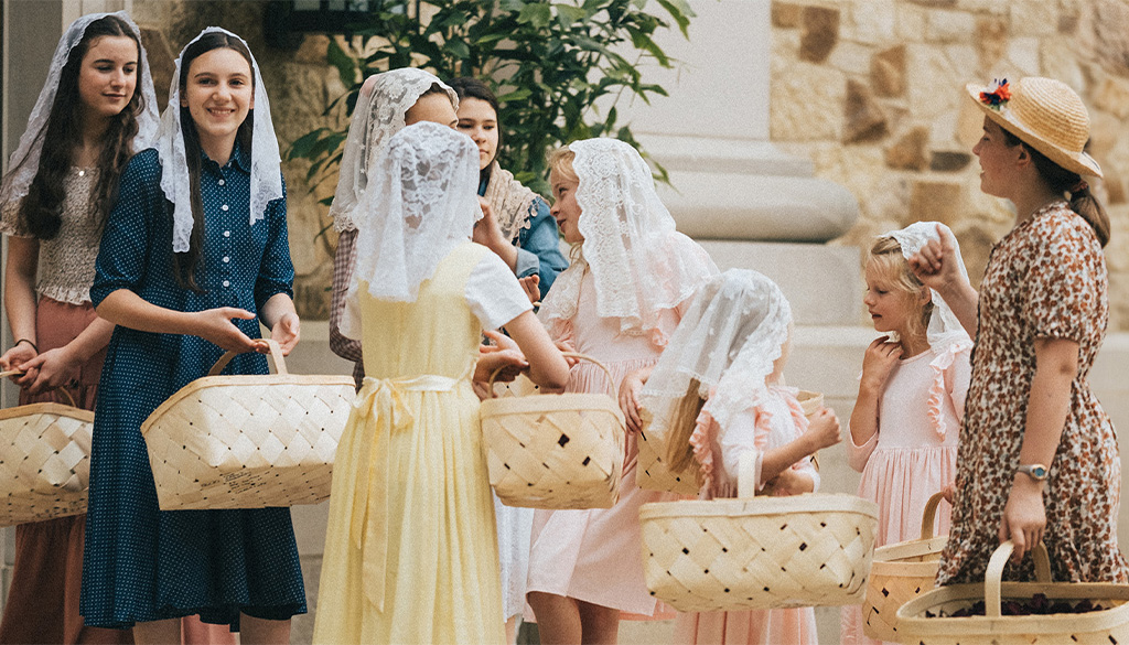 Our Lady's Handmaids before Corpus Christi Procession