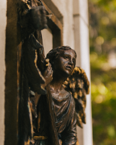 Angel at entrance of way of the Cross