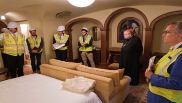 Pilgrim House mock-up with Cardinal Burke